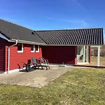8 Person In Brovst-by Traum Brovst