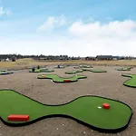 8 Person In Brovst-by Traum